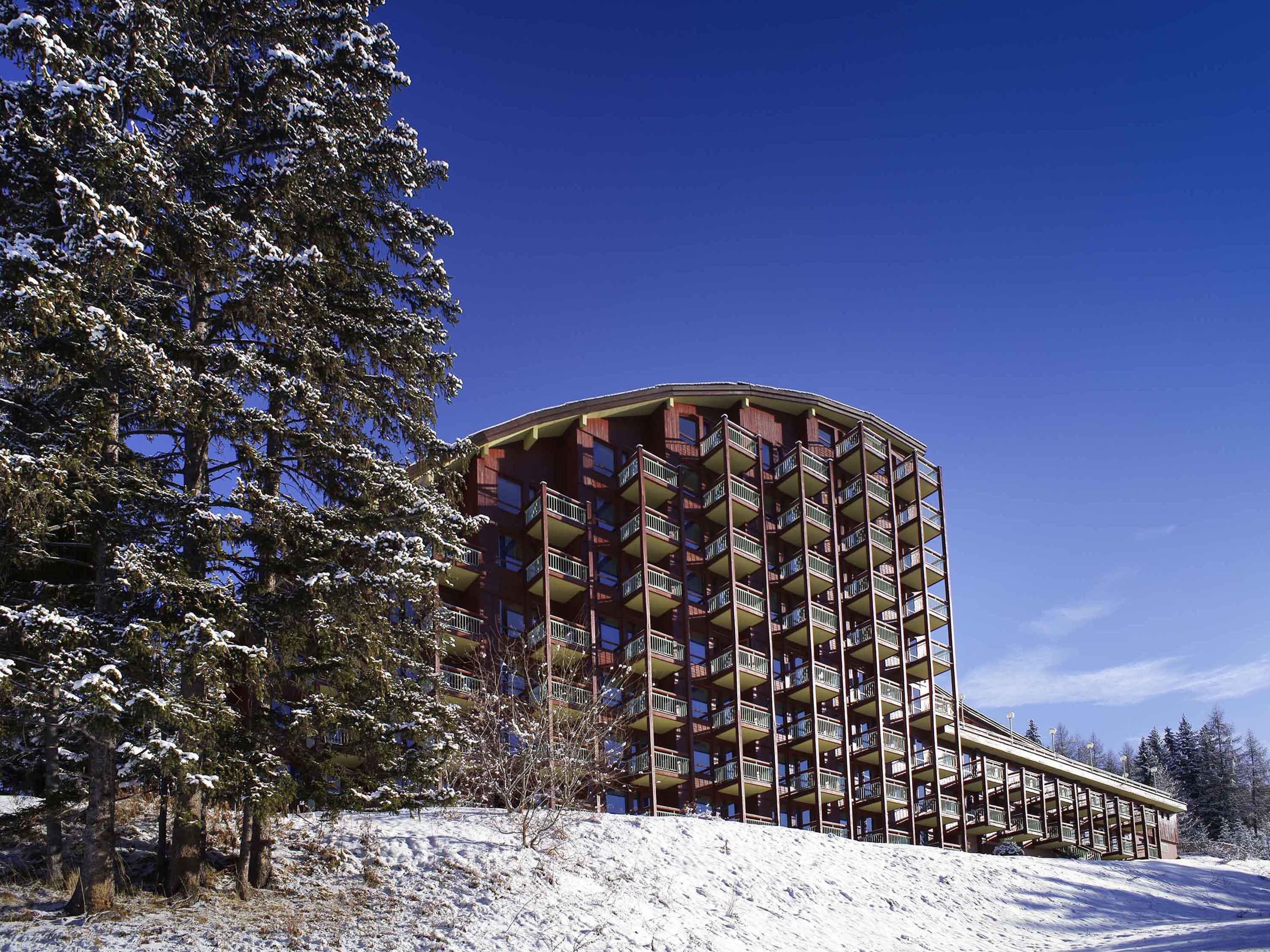 Altezza - Arc 1800 Hotel & Spa - Ex Mercure Les Arcs  Экстерьер фото
